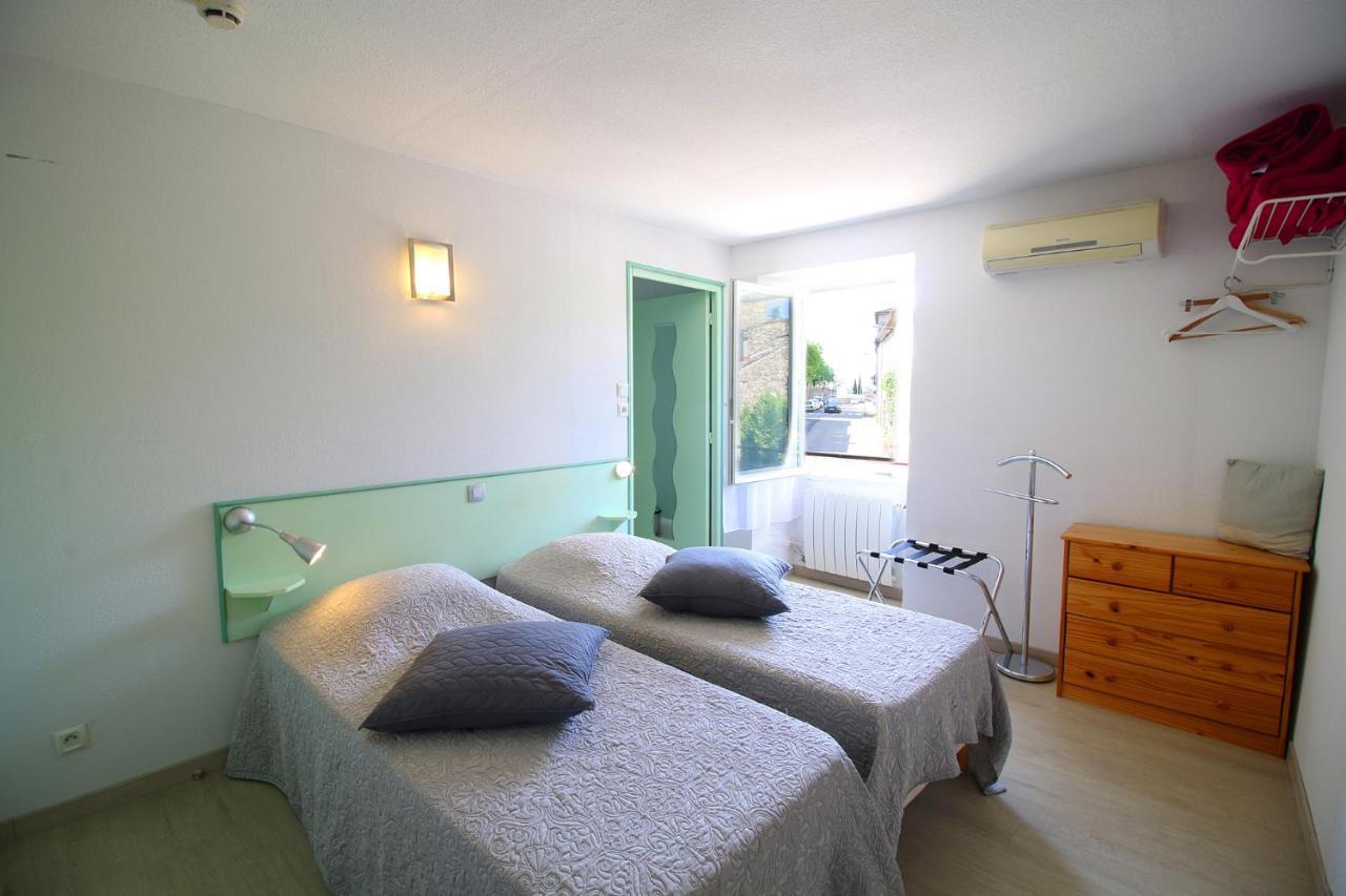 Auberge De La Couronne Lablachère Εξωτερικό φωτογραφία
